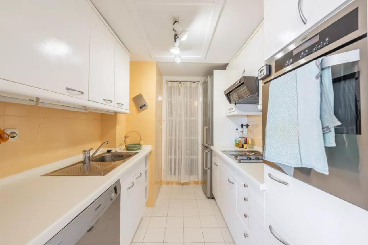 Marina Vistas - Puerto Marina Apartment Беналмадена Екстериор снимка